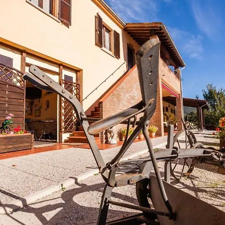 ヴィラ Sleeps 27 Pool Wifi Piobbico