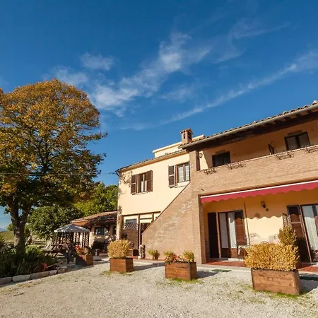 Sleeps 27 Pool Wifi Piobbico