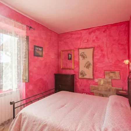 Sleeps 27 Pool Wifi Piobbico