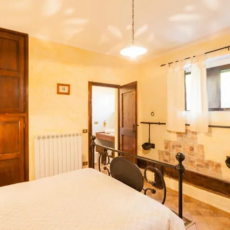 Sleeps 27 Pool Wifi